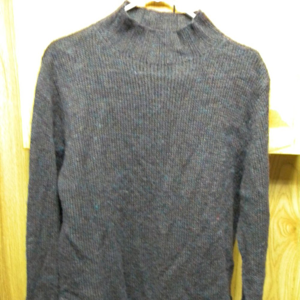 White Stag women’s blue variegated wool blend mock tneck tassel sweater / size L